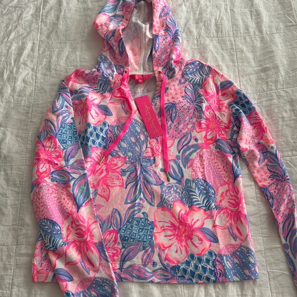 Lilly Pulitzer Tops - Lilly Kiswahili hoodie